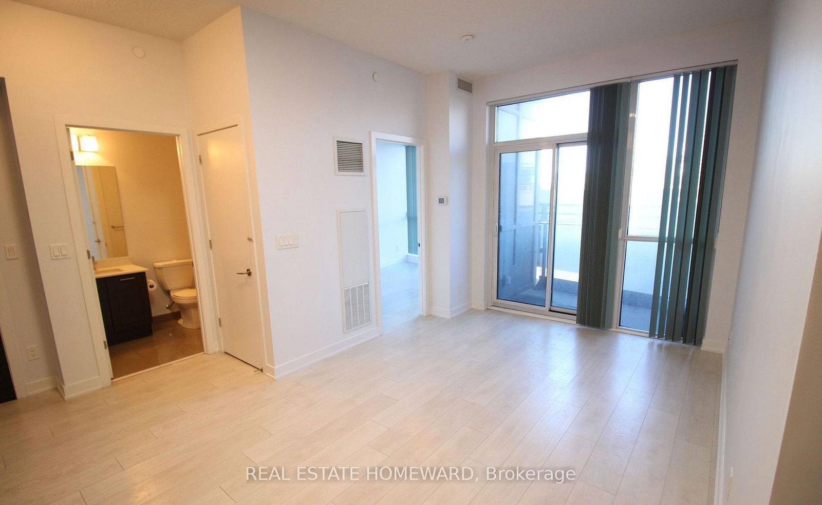 50-bruyeres-mews-toronto-toronto-ontario-c13600636