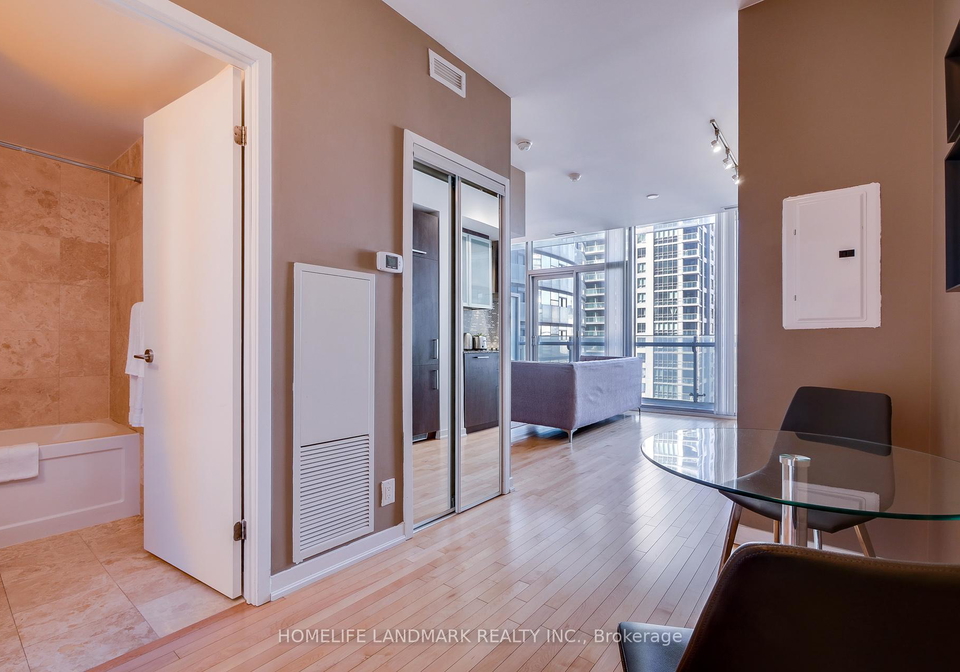 14-york-street-toronto-toronto-ontario-c13600688