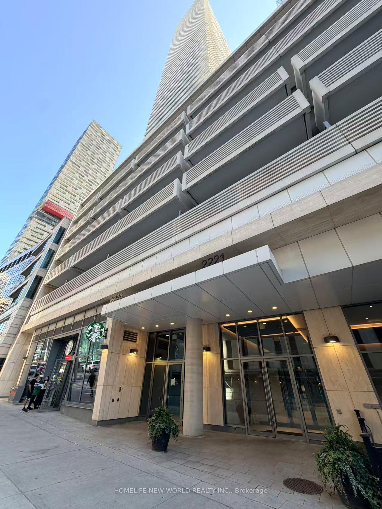 2221-yonge-street-toronto-toronto-ontario-c13600806