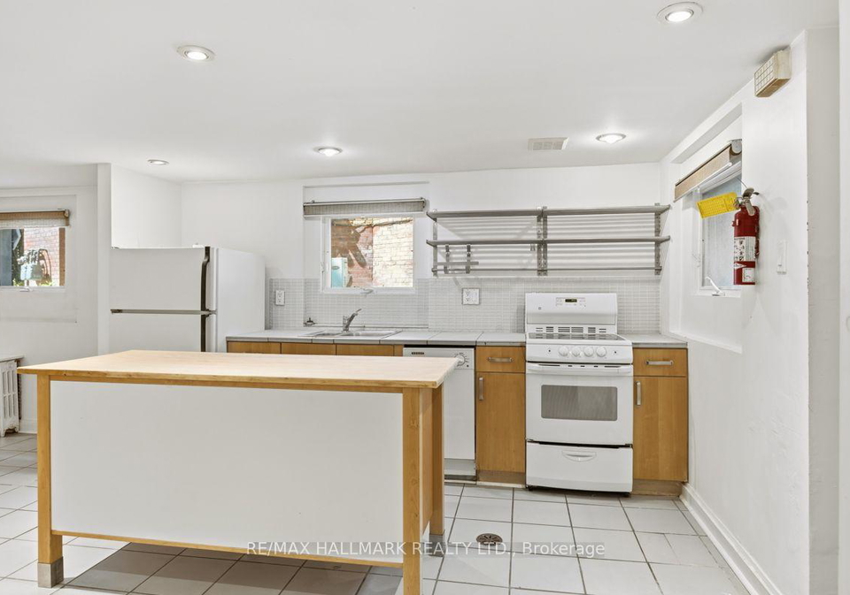 321-palmerston-boulevard-toronto-toronto-ontario-c13601150
