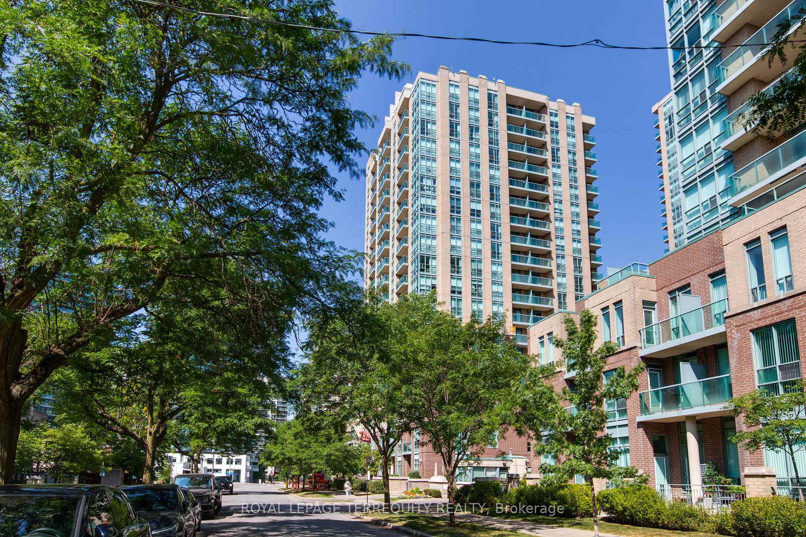 20-olive-avenue-toronto-north-york-ontario-c13601184