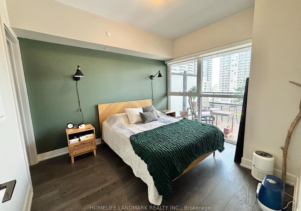 11-lillian-street-toronto-toronto-ontario-c13601256