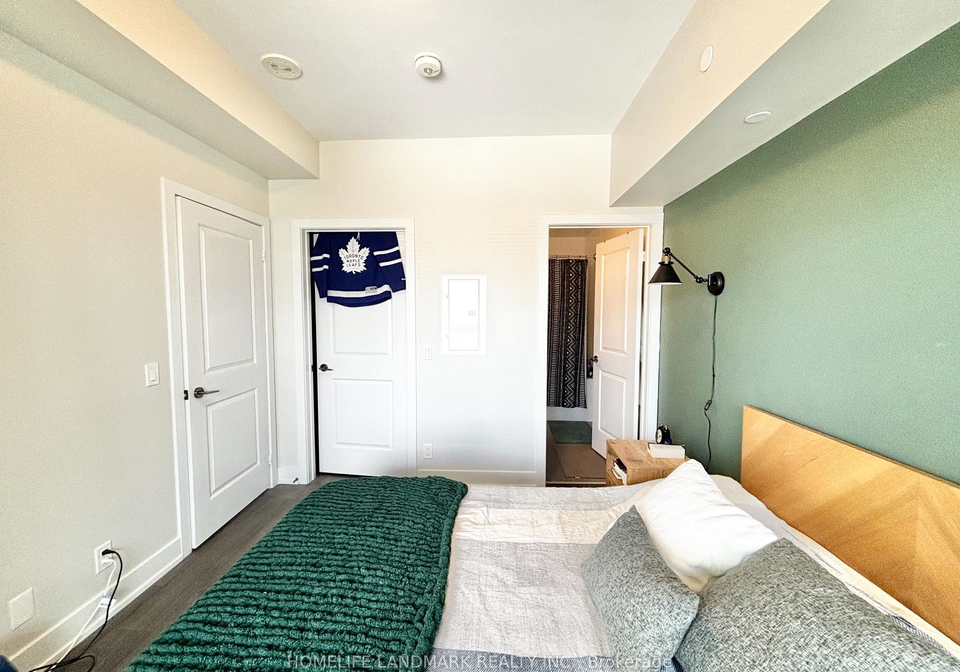 11-lillian-street-toronto-toronto-ontario-c13601256
