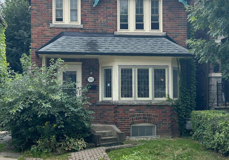 705-hillsdale-avenue-e-toronto-toronto-ontario-c13601258