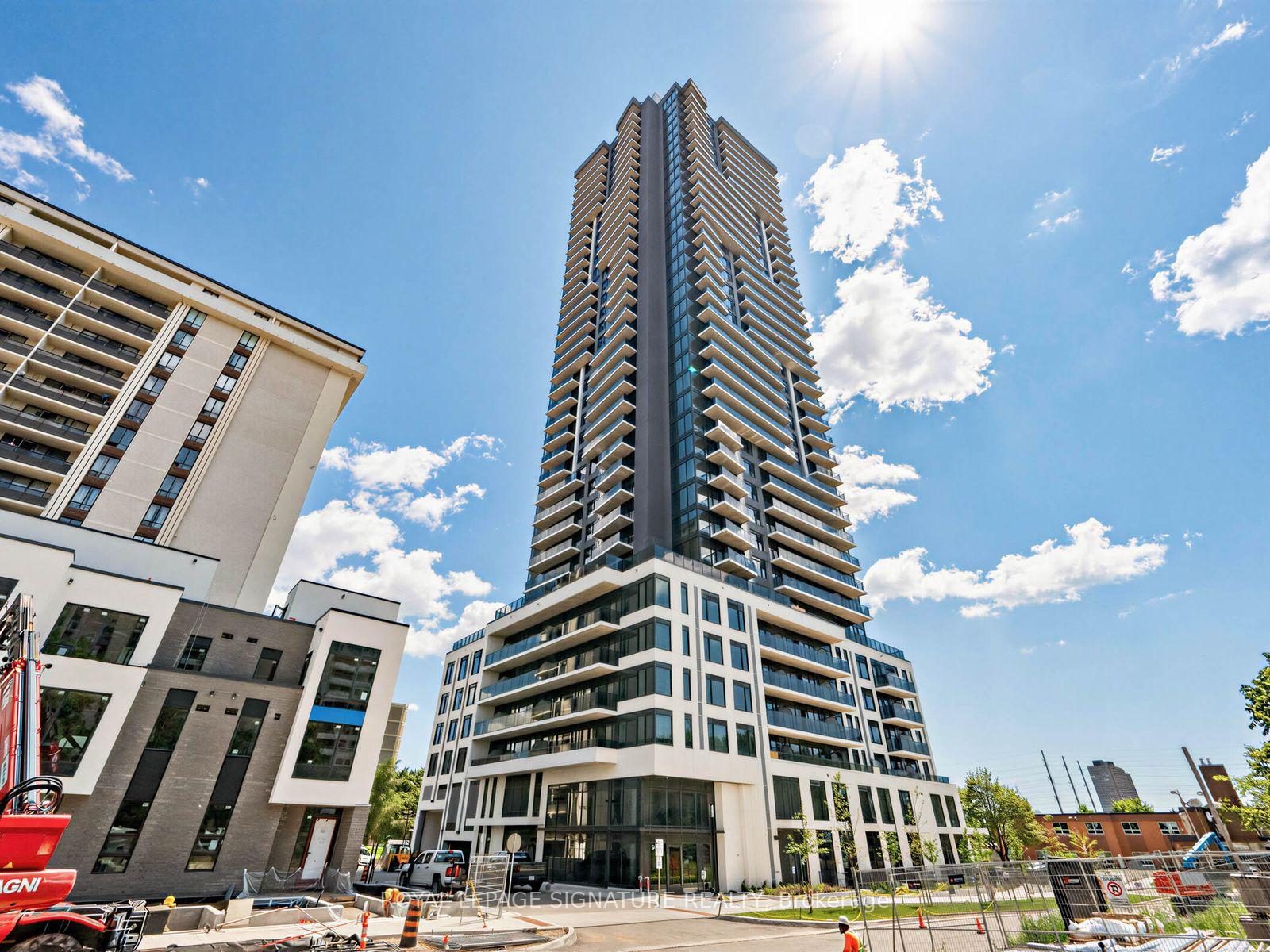 15-david-salomon-drive-toronto-east-york-ontario-c13601264