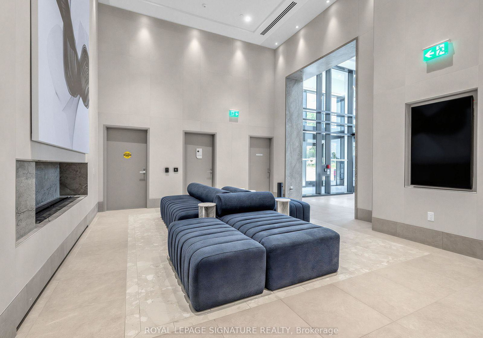 15-david-salomon-drive-toronto-east-york-ontario-c13601264