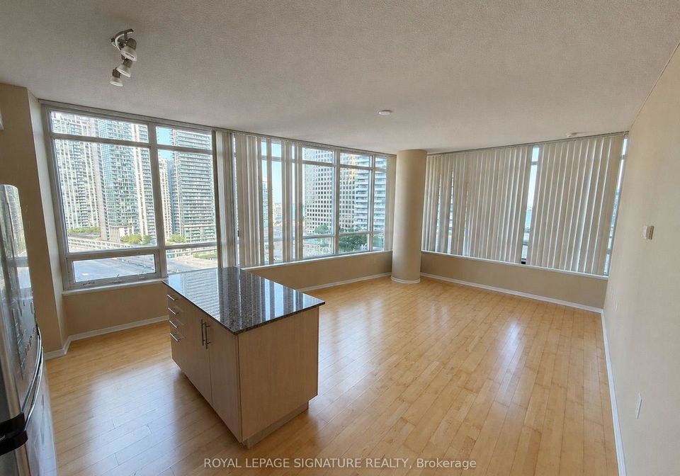 65-bremner-boulevard-toronto-toronto-ontario-c13601360
