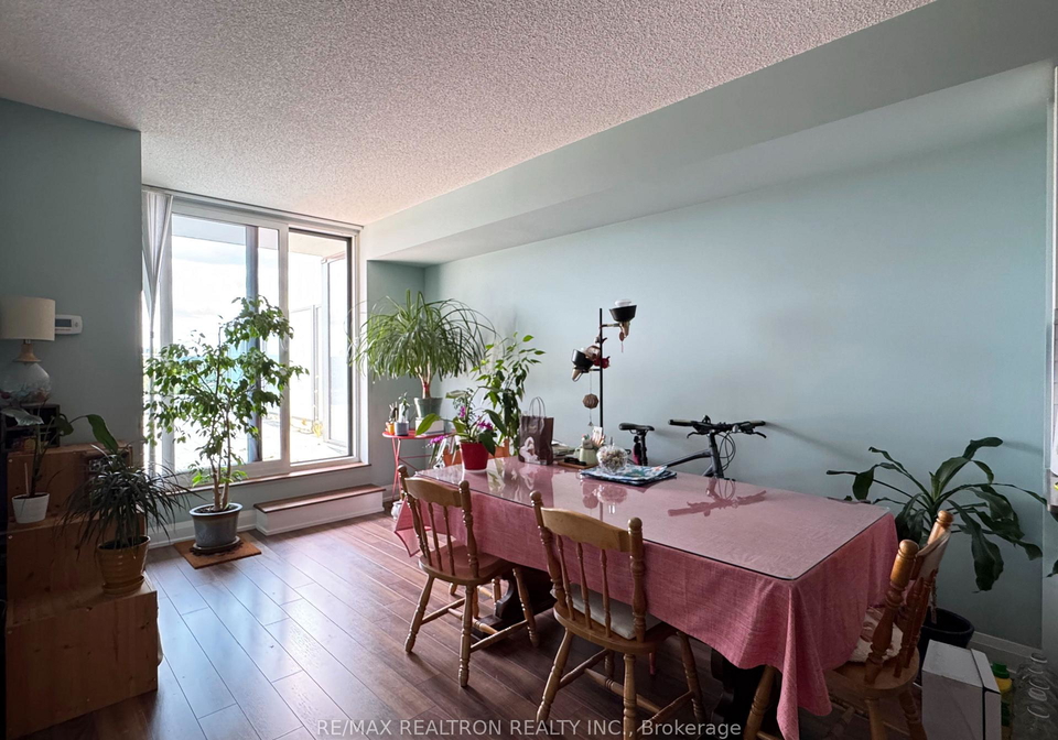 18-graydon-hall-drive-toronto-north-york-ontario-c13601468