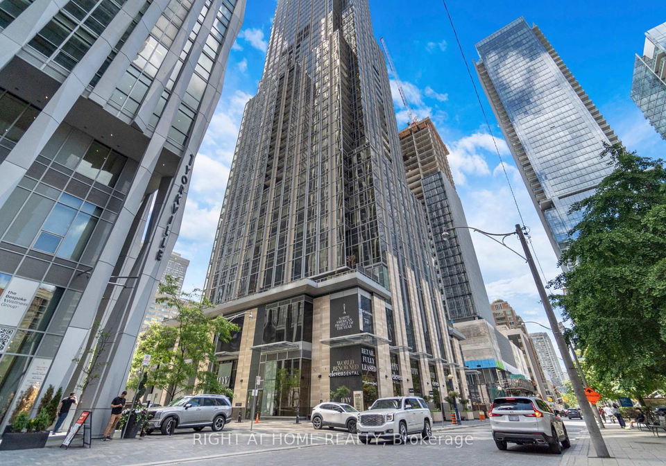 11-yorkville-avenue-toronto-toronto-ontario-c13601590