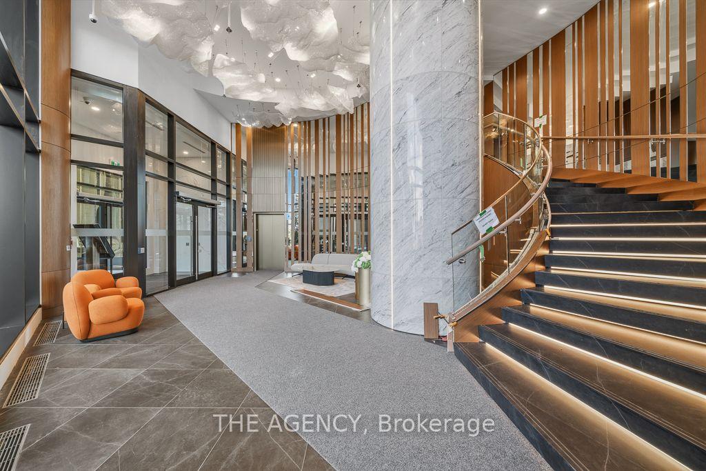 18-esther-shiner-boulevard-toronto-north-york-ontario-c13601780