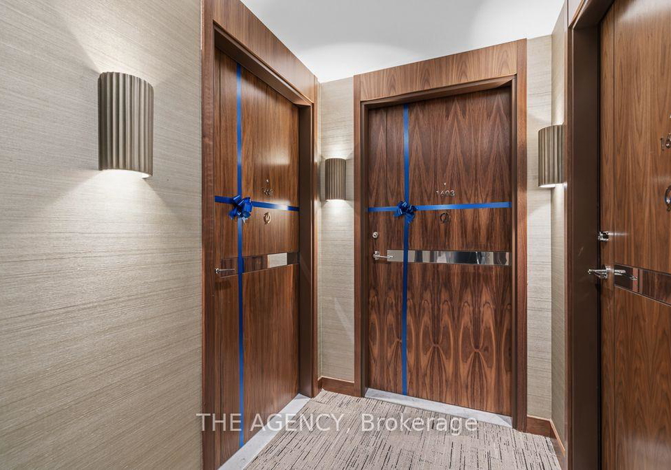 18-esther-shiner-boulevard-toronto-north-york-ontario-c13601780