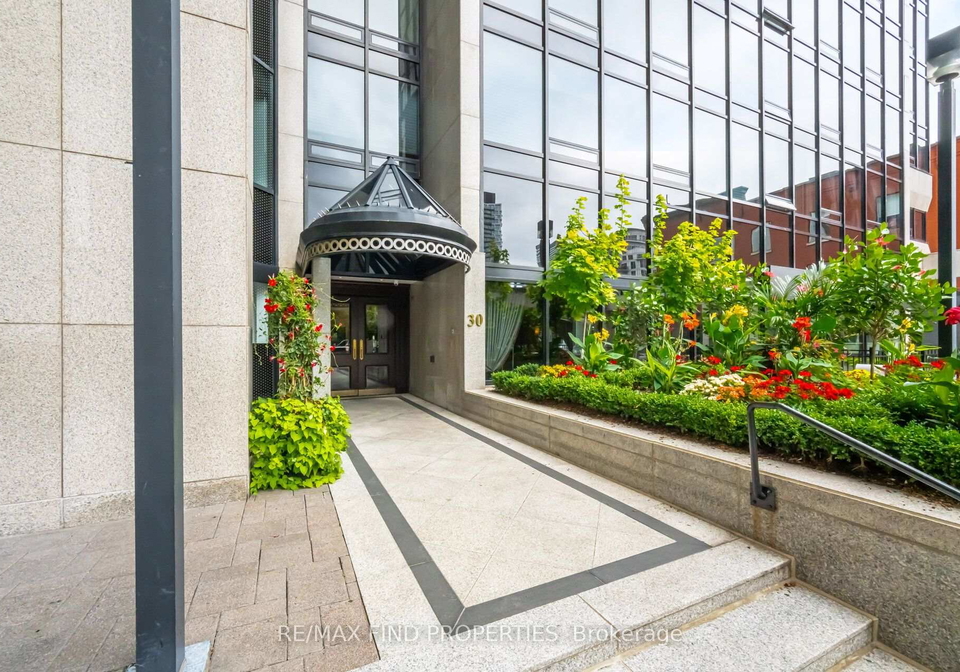 30-wellington-street-e-toronto-toronto-ontario-c13601968