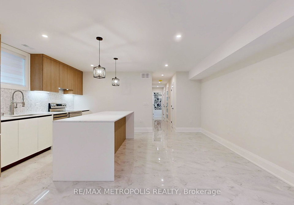 165-manning-avenue-toronto-toronto-ontario-c13602536