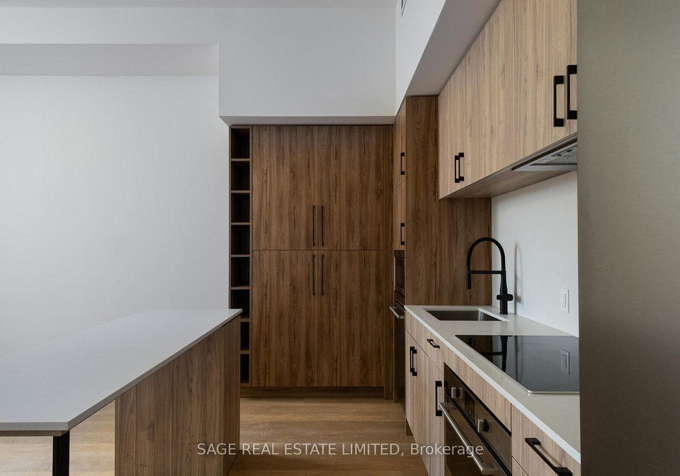 109-erskine-avenue-toronto-toronto-ontario-c13602538