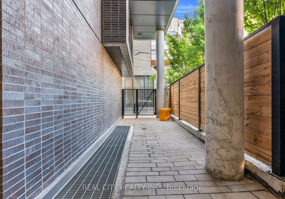 28-eastern-avenue-toronto-toronto-ontario-c13603094
