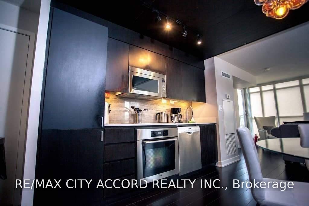 10-capreol-court-toronto-toronto-ontario-c13603592