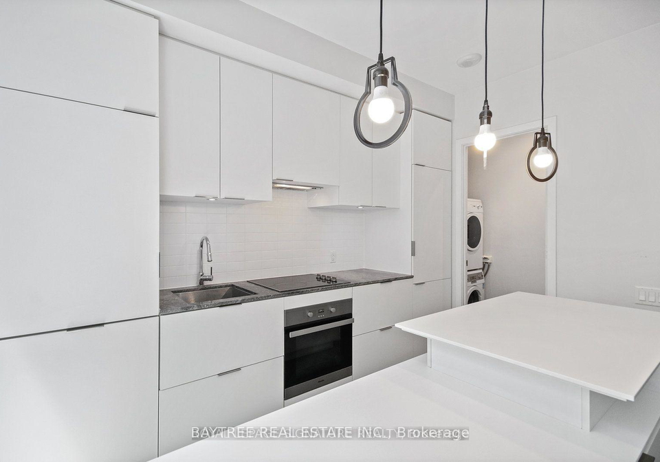 5-st-joseph-street-toronto-toronto-ontario-c13604194