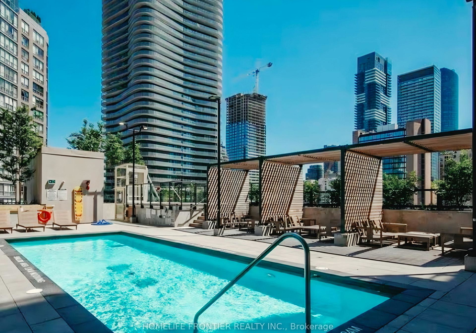 955-bay-street-toronto-toronto-ontario-c13604292
