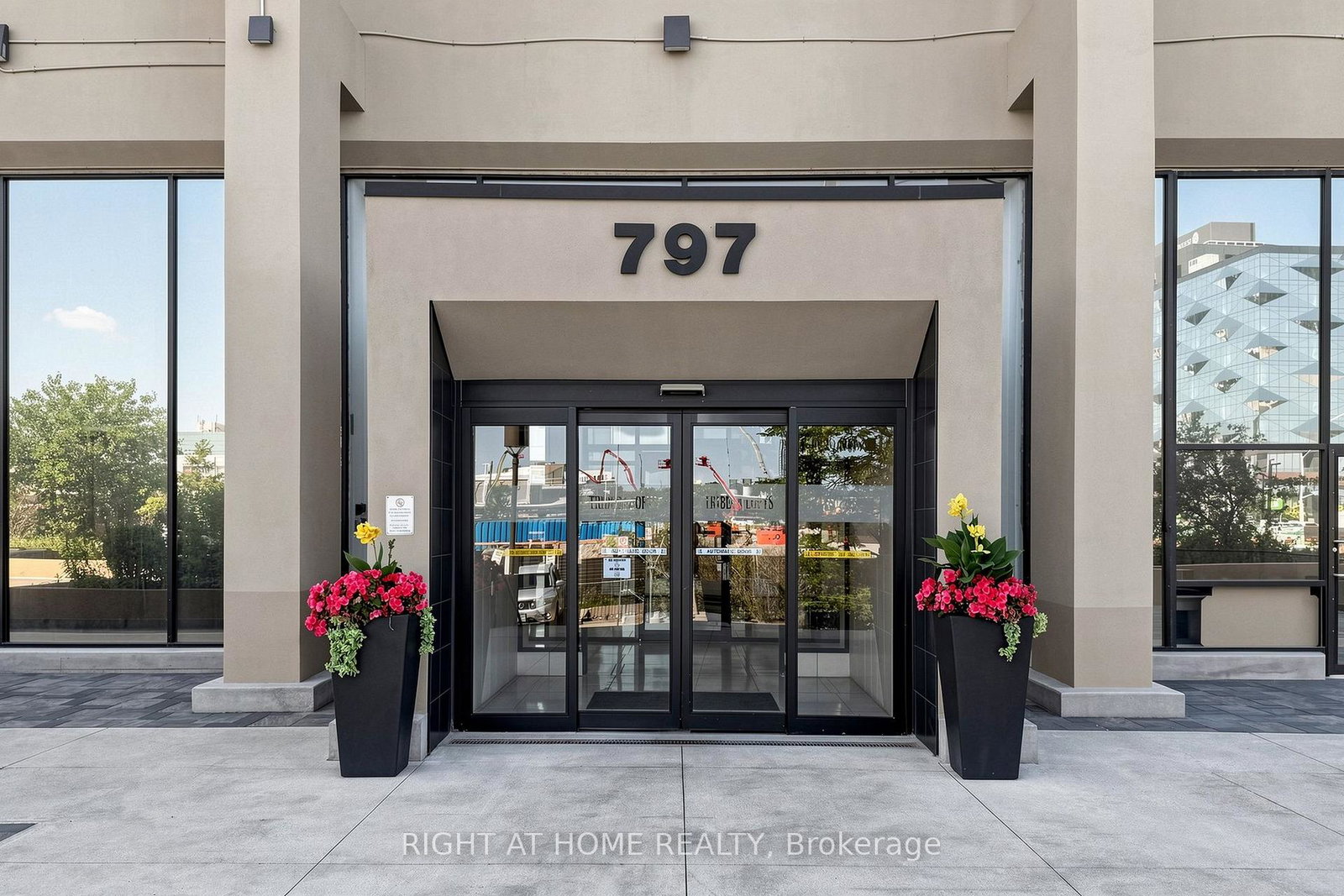 797-don-mills-road-toronto-east-york-ontario-c13604466