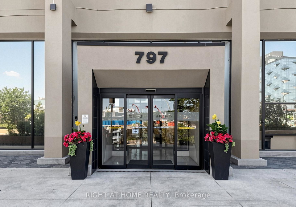 797-don-mills-road-toronto-east-york-ontario-c13604466