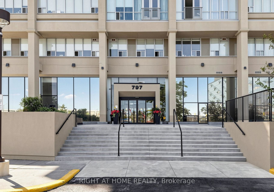 797-don-mills-road-toronto-east-york-ontario-c13604466