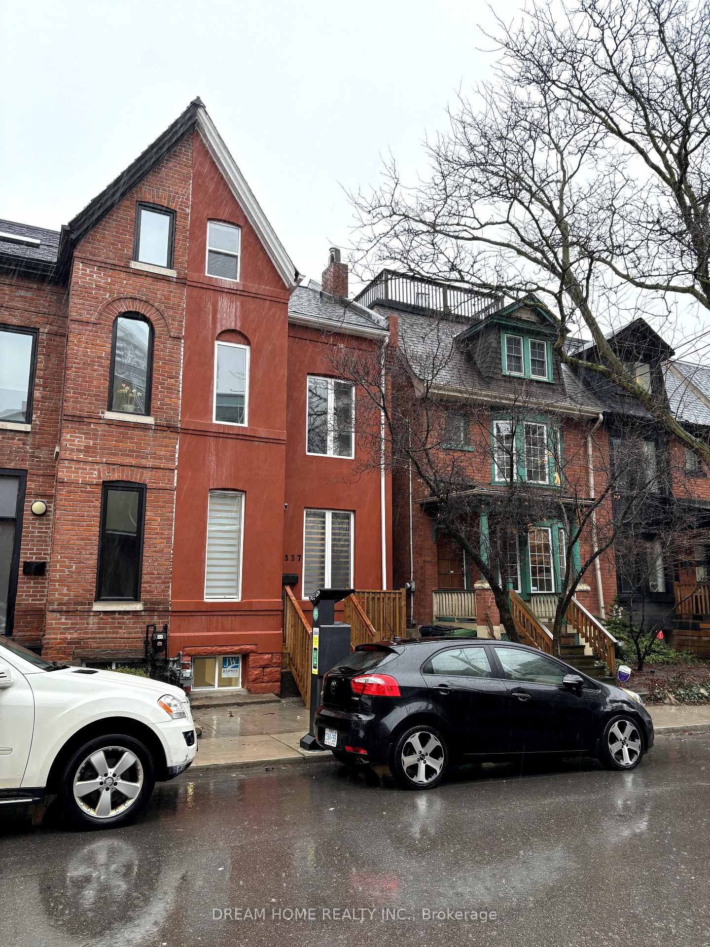 337-mutual-street-w-toronto-toronto-ontario-c13604554