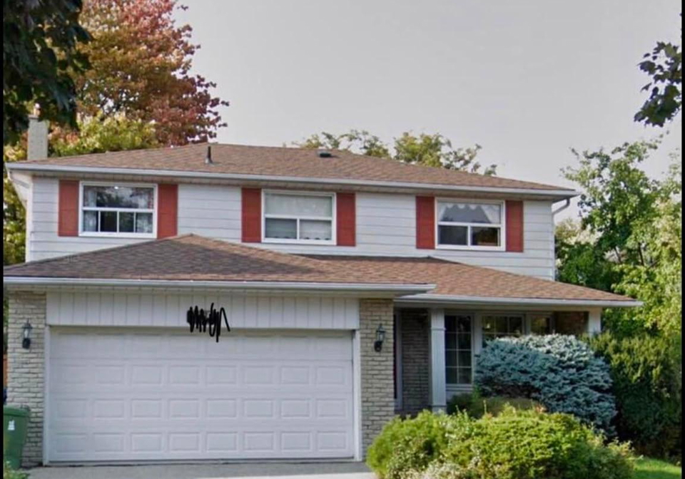 105-whitehorn-crescent-toronto-north-york-ontario-c13604844