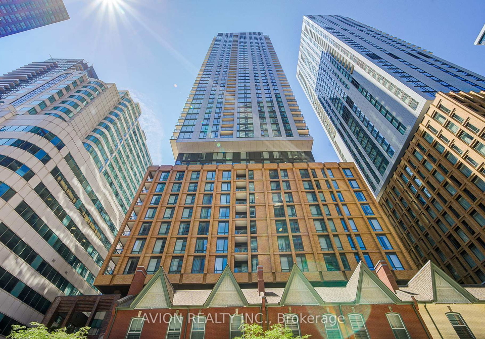 8-widmer-street-toronto-toronto-ontario-c13604900