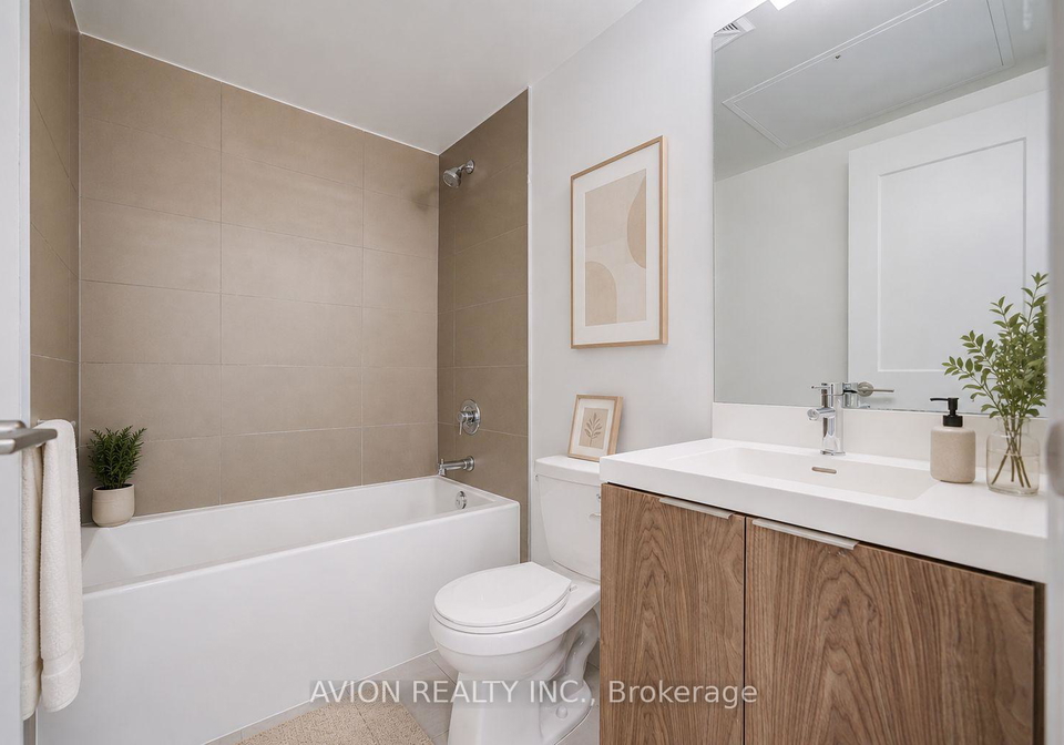 8-widmer-street-toronto-toronto-ontario-c13604900