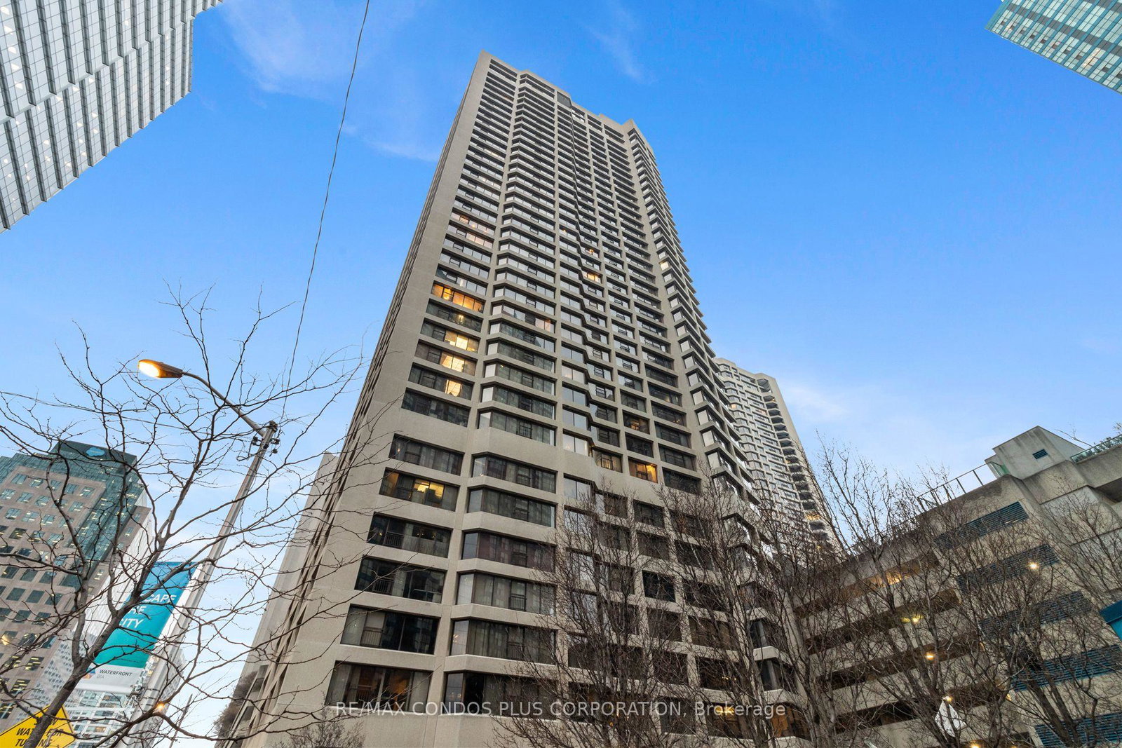 55-harbour-square-toronto-toronto-ontario-c13604970