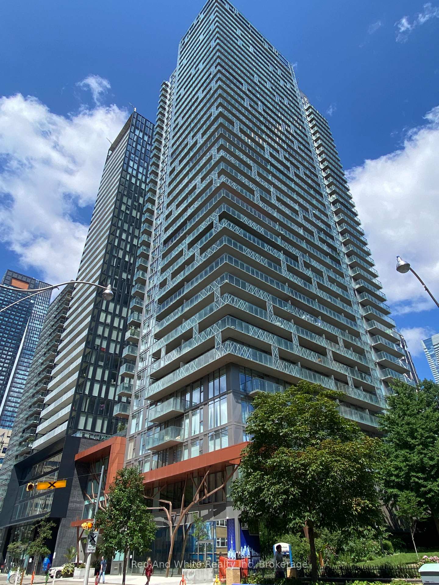 50-wellesley-street-e-toronto-toronto-ontario-c13605014