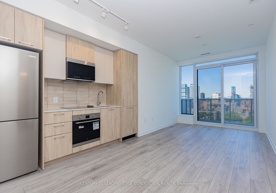 10-oak-street-toronto-toronto-ontario-c13605016