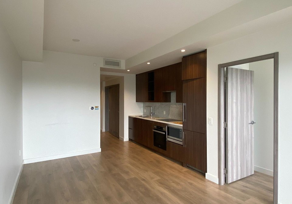 95-mcmahon-drive-toronto-north-york-ontario-c13605102