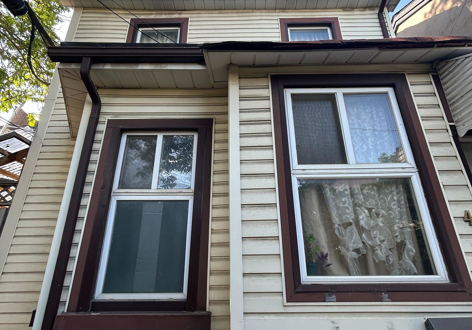 4-fitzroy-terrace-master-bedroom-mainfloor-toronto-toronto-ontario-c13605122