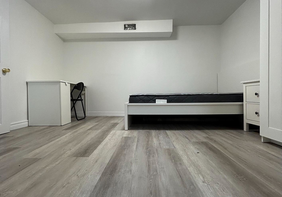 4-fitzroy-terrace-toronto-toronto-ontario-c13605154