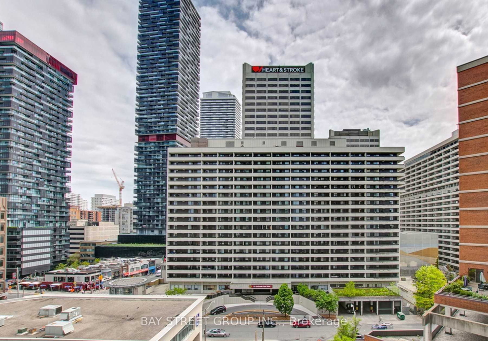 33-helendale-avenue-toronto-toronto-ontario-c13605168