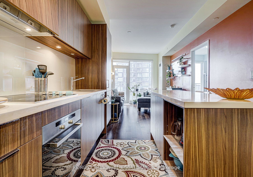 21-widmer-street-toronto-toronto-ontario-c13605178