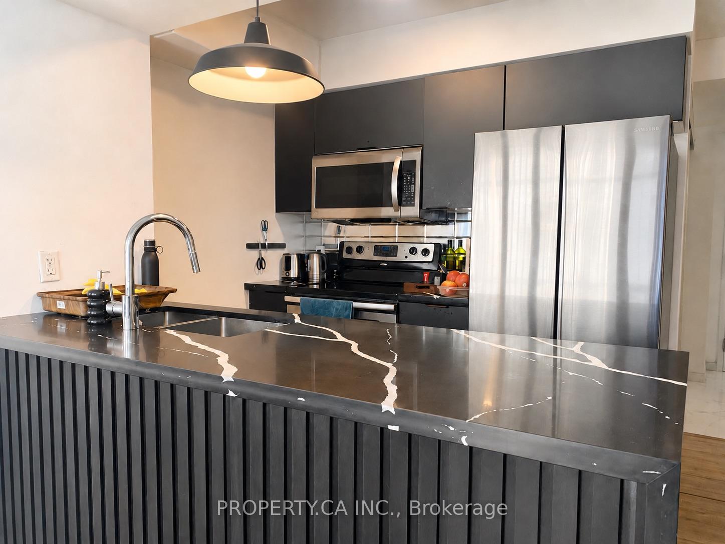 38-grenville-street-toronto-toronto-ontario-c13605208