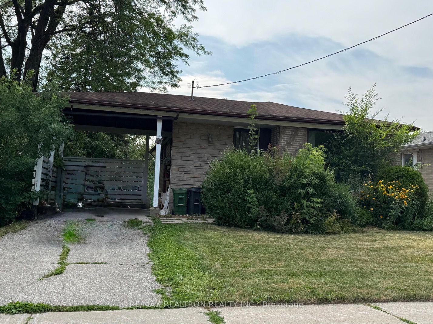 22-rochelle-crescent-toronto-north-york-ontario-c13605692