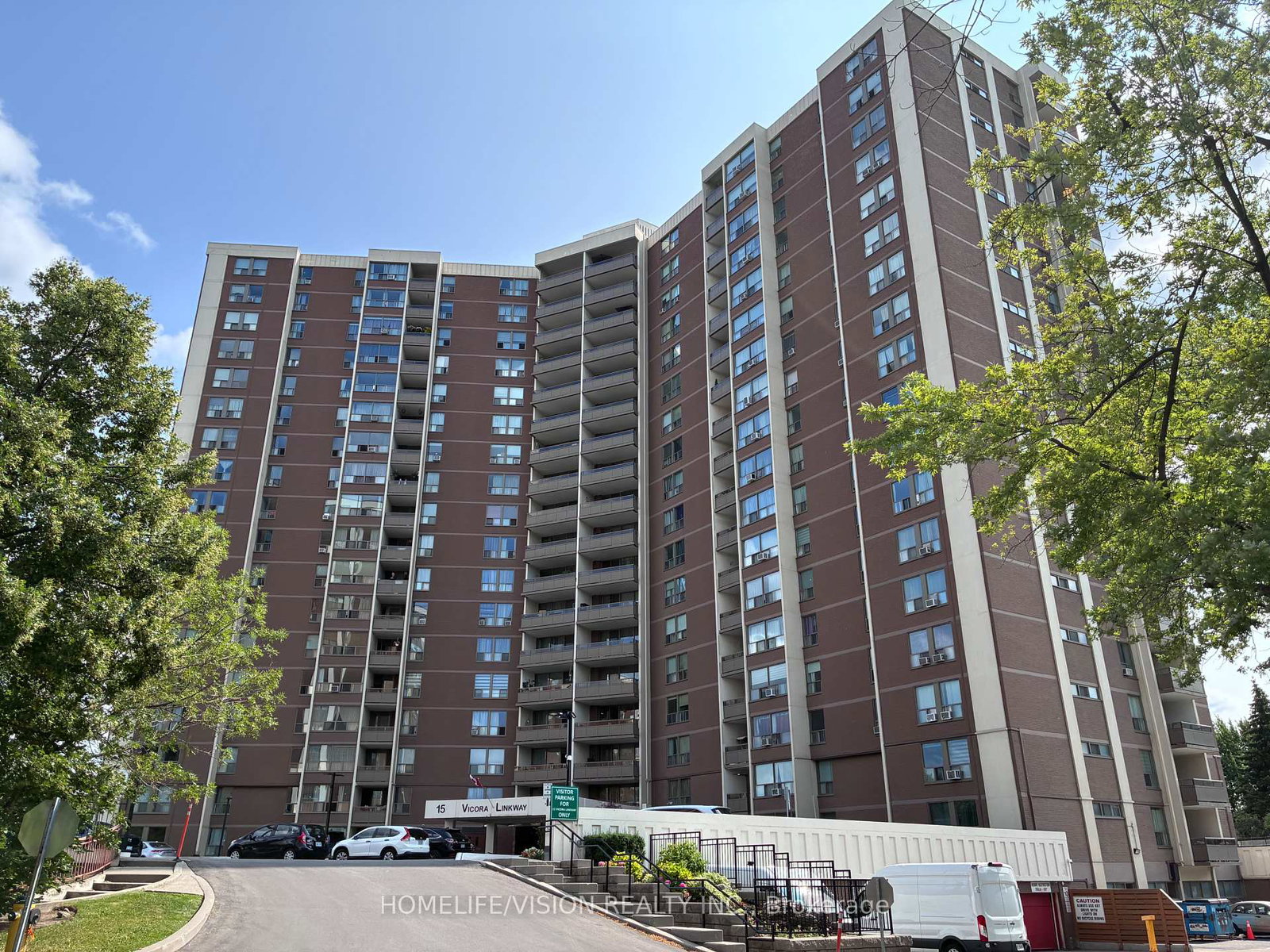 15-vicora-linkway-toronto-east-york-ontario-c13605748