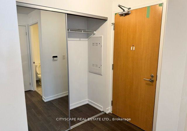 11-wellesley-street-toronto-toronto-ontario-c13606074