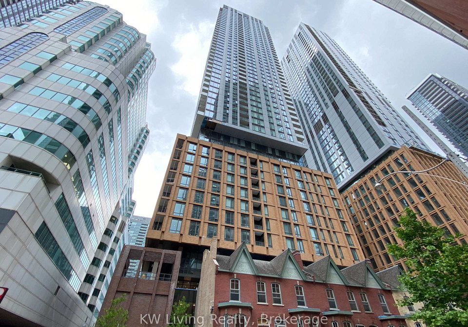 8-widmer-street-toronto-toronto-ontario-c13606094