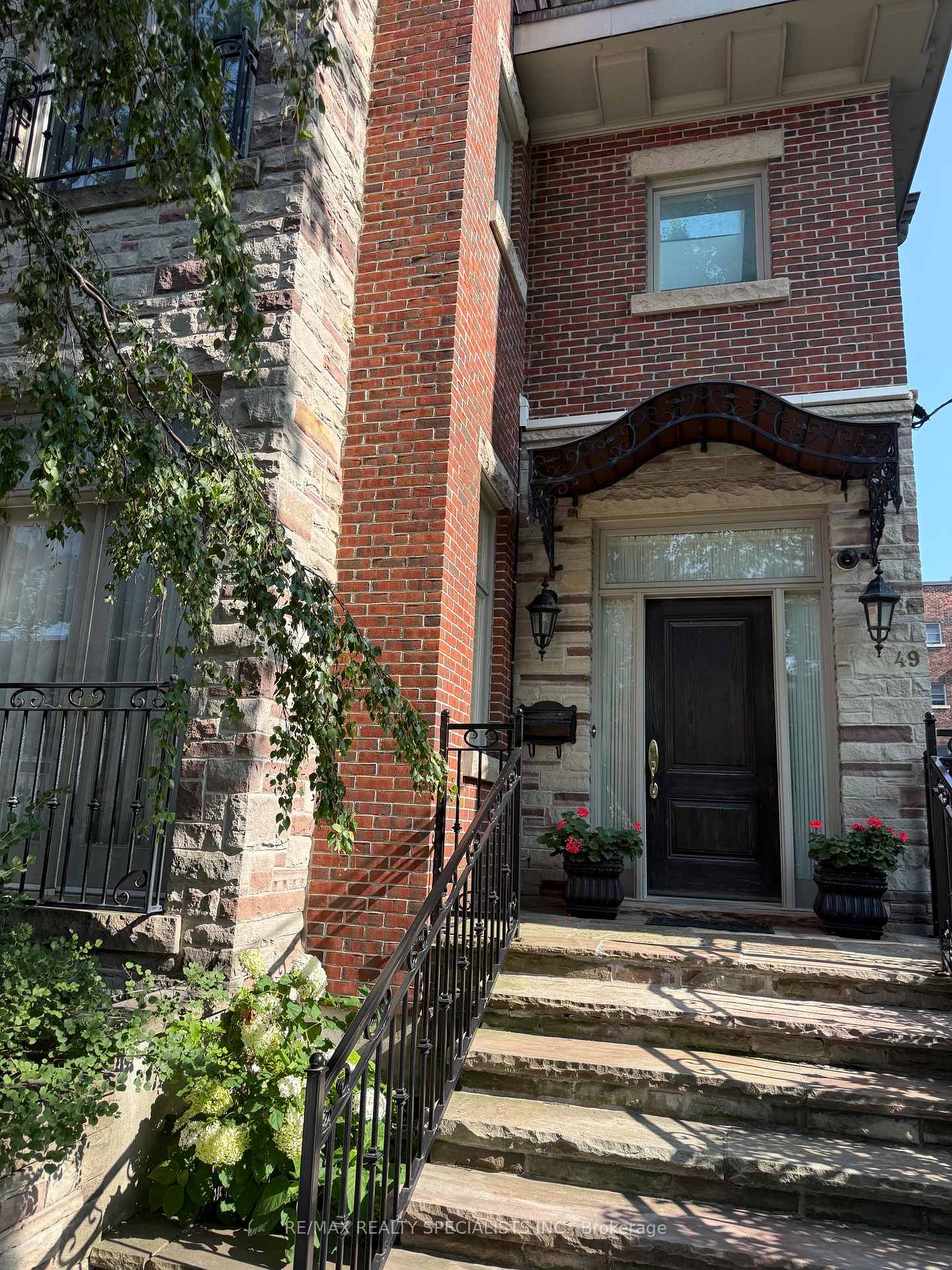 49-montclair-avenue-toronto-toronto-ontario-c13606152