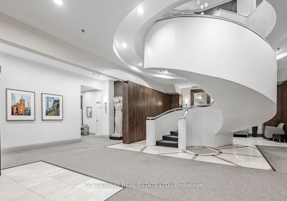 438-richmond-street-w-toronto-toronto-ontario-c13606162