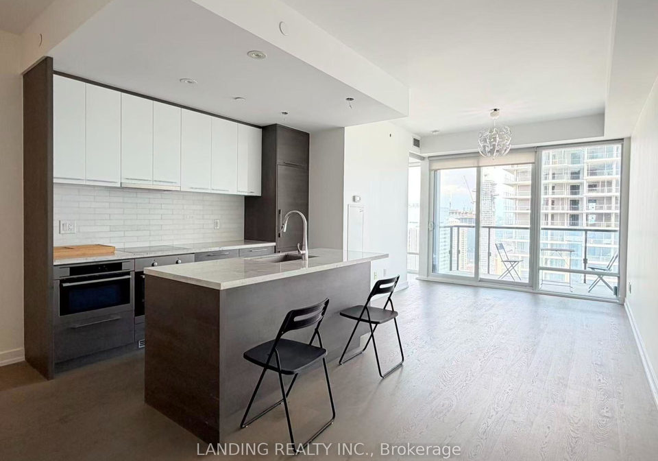 488-university-avenue-toronto-toronto-ontario-c13606196