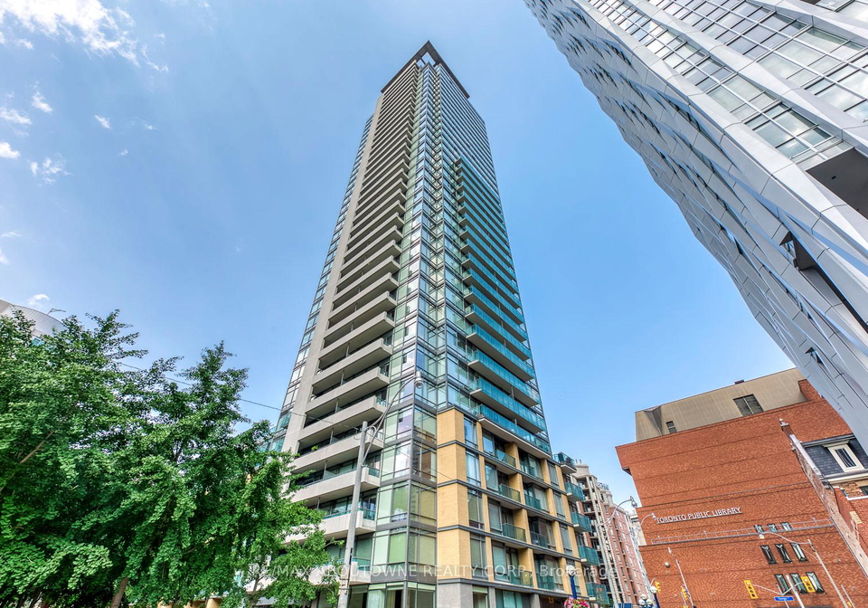 18-yorkville-avenue-toronto-toronto-ontario-c13606480
