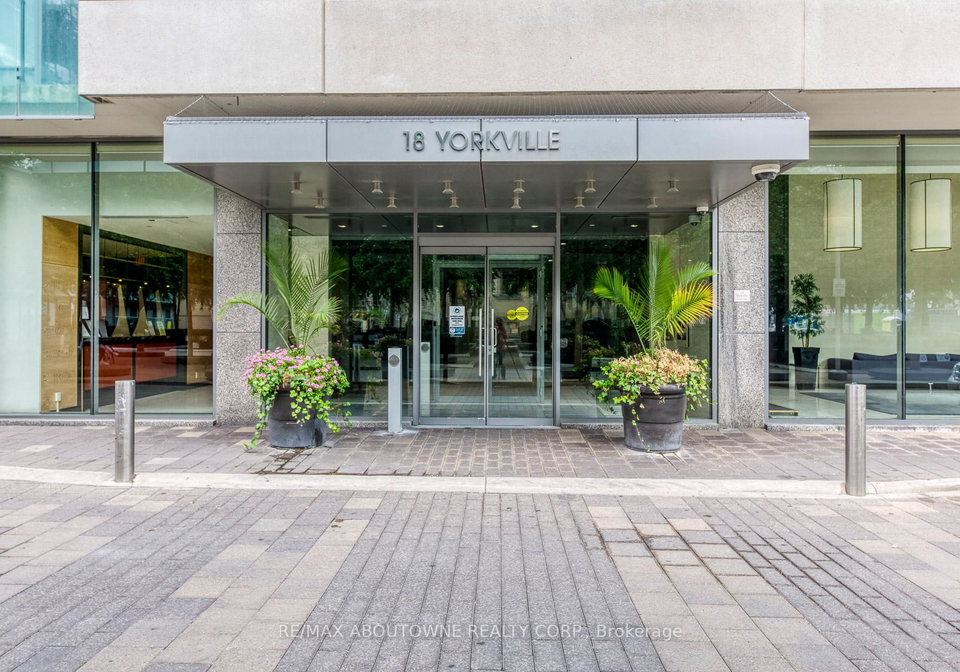 18-yorkville-avenue-toronto-toronto-ontario-c13606480