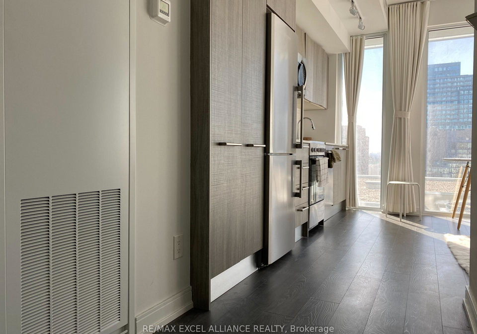 28-wellesley-street-e-toronto-toronto-ontario-c13606578