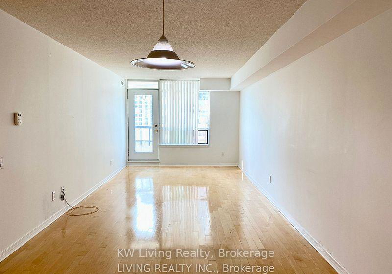 33-empress-avenue-toronto-north-york-ontario-c13606716