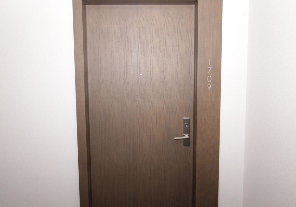 39-roehampton-avenue-toronto-toronto-ontario-c13606948